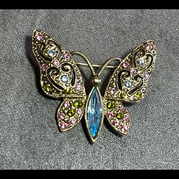 Vintage Rhinestone Butterfly Pin - Picture 5 of 14